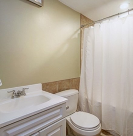 1 bed, 1 bath apartment for rent at 120 D St Unit 1, South Boston — photo 10 of 12