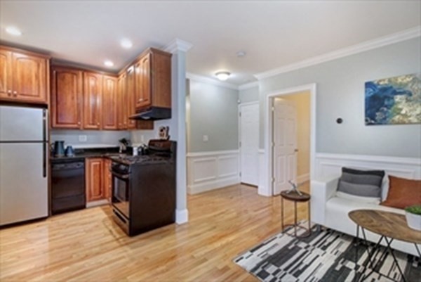 1 bed, 1 bath apartment for rent at 120 D St Unit 1, South Boston — photo 2 of 12