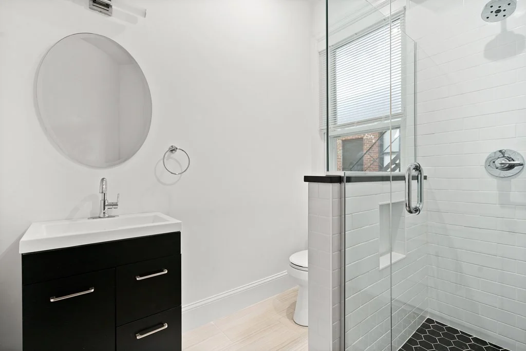 3 bed, 2 bath apartment for rent at 120 F St Unit B, South Boston — photo 5 of 11