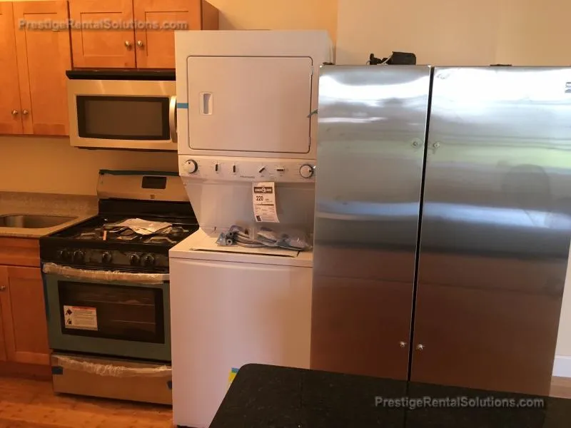 3 bed, 1 bath apartment for rent at 120 Gladstone St Unit 3, East Boston — photo 4 of 18