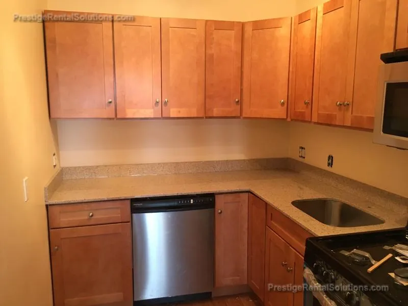 3 bed, 1 bath apartment for rent at 120 Gladstone St Unit 3, East Boston — photo 5 of 18