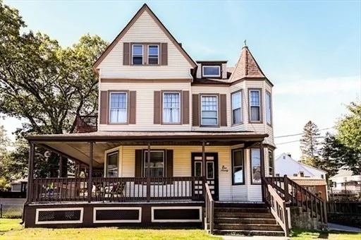 2 bed, 1 bath apartment for rent at 120 Graham St Unit 3, Gardner — photo 1 of 13