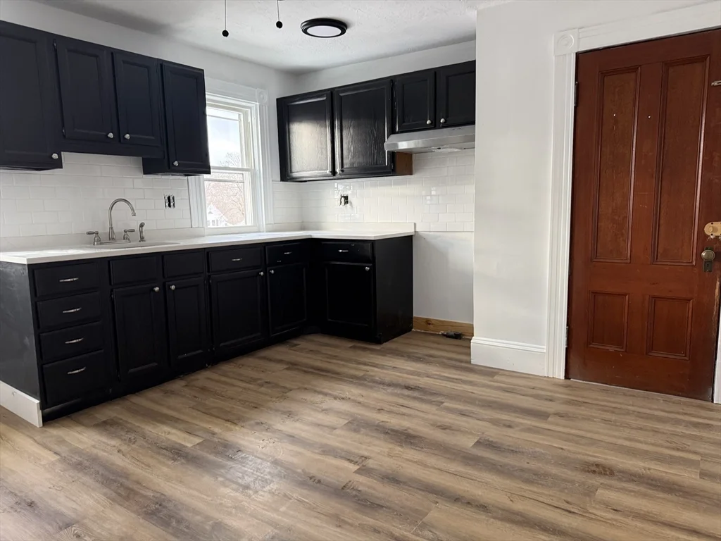 2 bed, 1 bath apartment for rent at 120 Graham St Unit 3, Gardner — photo 3 of 13