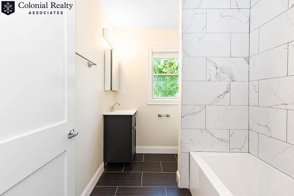 6 bed, 5 bath apartment for rent at 120 Jerome St Unit 0120, West Medford — photo 19 of 37