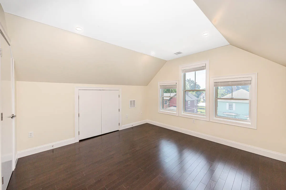 6 bed, 4+ bath apartment for rent at 120 Jerome St Unit 1, West Medford — photo 19 of 28