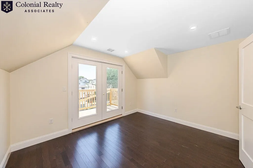 6 bed, 5 bath apartment for rent at 120 Jerome St Unit 125, West Medford — photo 26 of 37