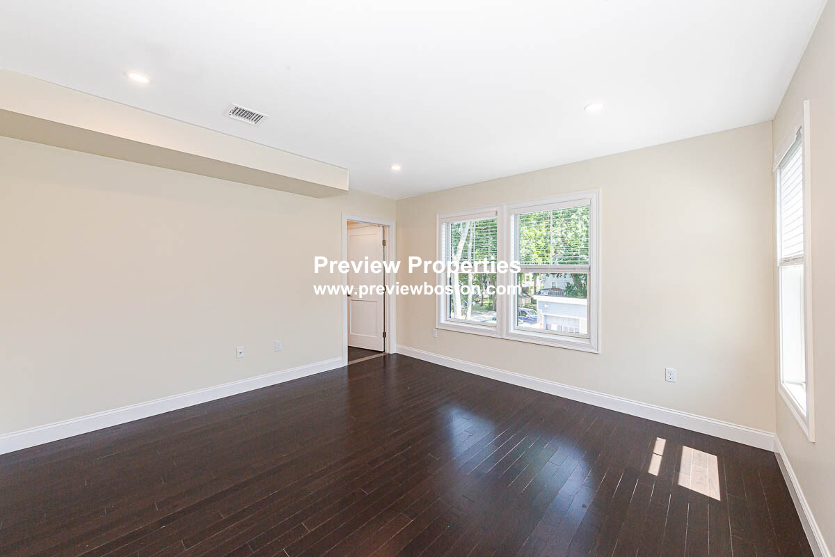 6 bed, 4+ bath apartment for rent at 120 Jerome St Unit P, West Medford — photo 18 of 27