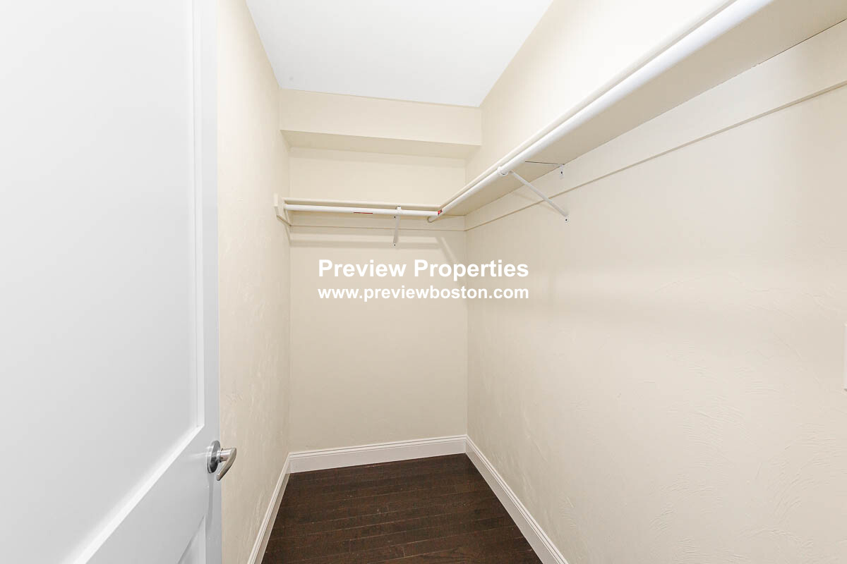 6 bed, 4+ bath apartment for rent at 120 Jerome St Unit P, West Medford — photo 21 of 27