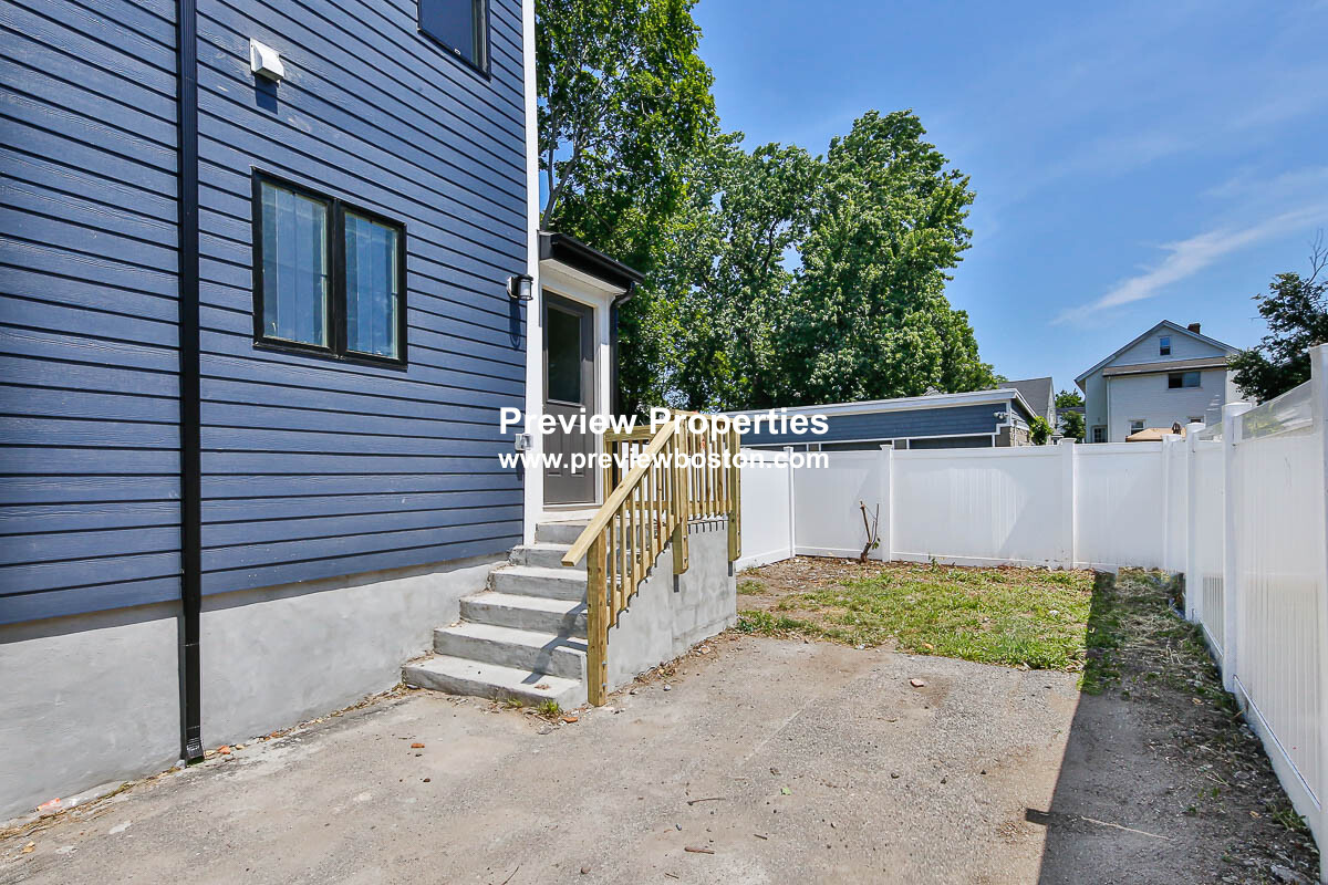 6 bed, 4+ bath apartment for rent at 120 Jerome St Unit P, West Medford — photo 16 of 27