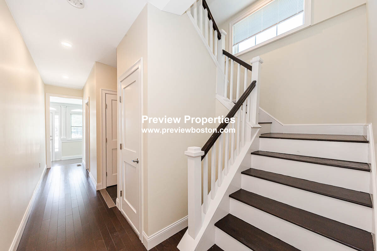 6 bed, 4+ bath apartment for rent at 120 Jerome St Unit P, West Medford — photo 8 of 27