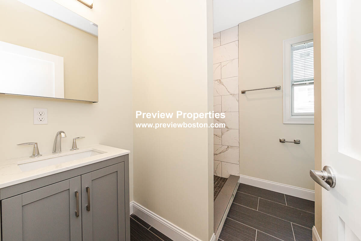 6 bed, 4+ bath apartment for rent at 120 Jerome St Unit P, West Medford — photo 6 of 27