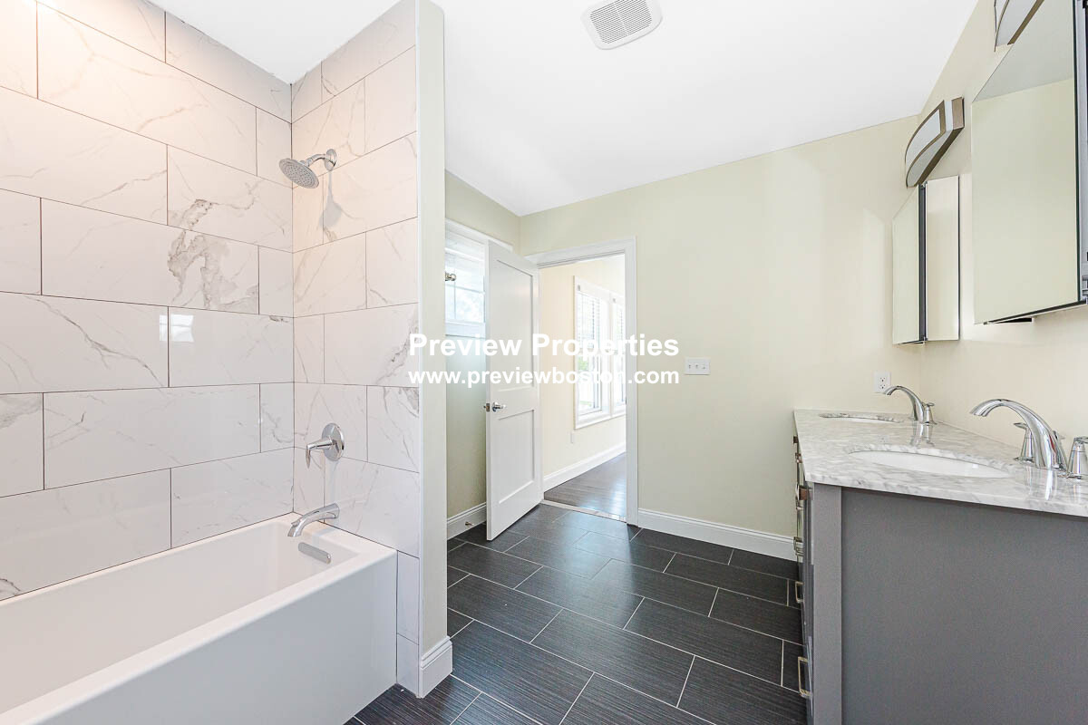 6 bed, 4+ bath apartment for rent at 120 Jerome St Unit P, West Medford — photo 20 of 27