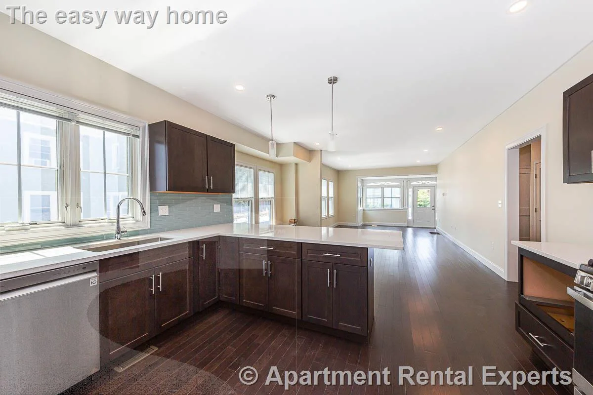 6 bed, 4+ bath apartment for rent at 120 Jerome St, West Medford — photo 5 of 28