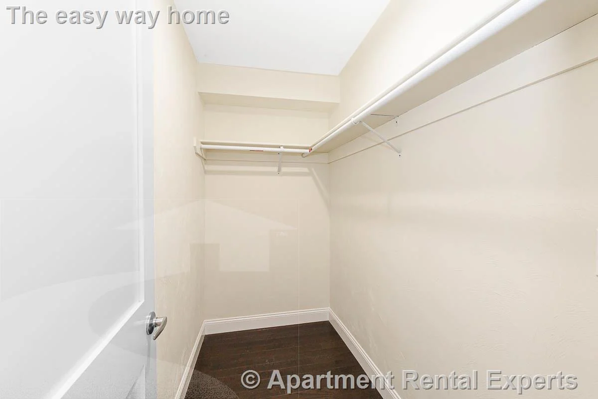 6 bed, 4+ bath apartment for rent at 120 Jerome St, West Medford — photo 24 of 28