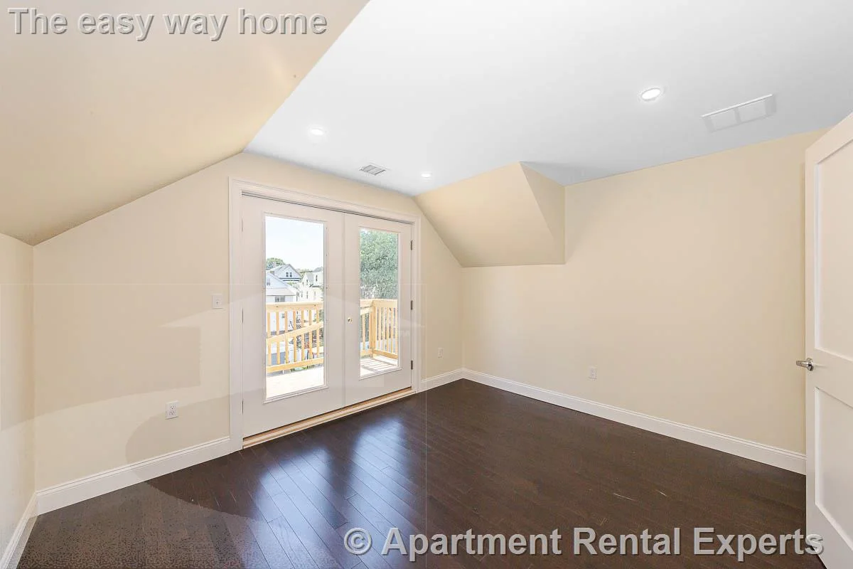 6 bed, 4+ bath apartment for rent at 120 Jerome St, West Medford — photo 26 of 28