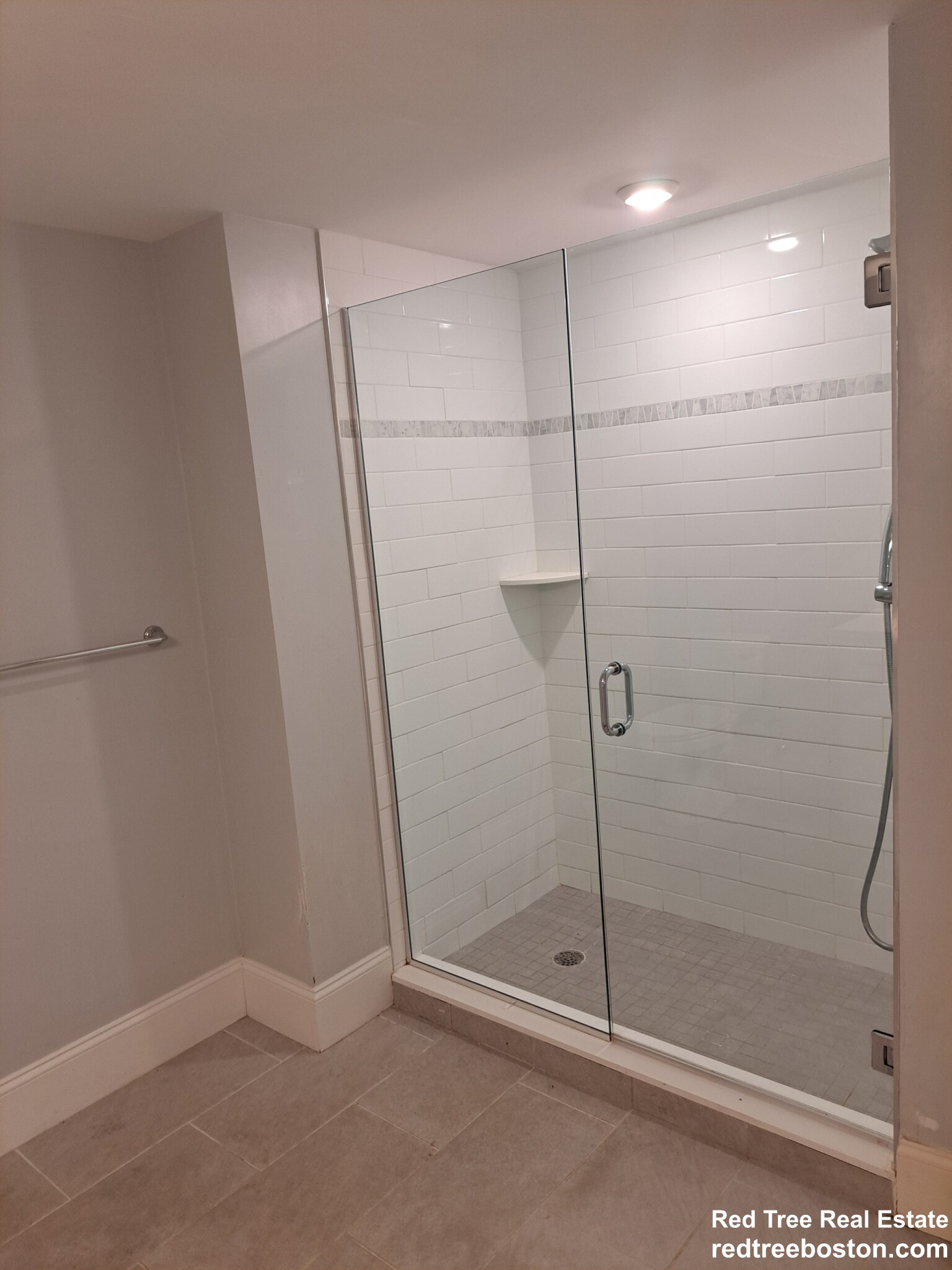 4 bed, 2 bath apartment for rent at 120 Kenrick St Unit 1, Brighton — photo 14 of 21