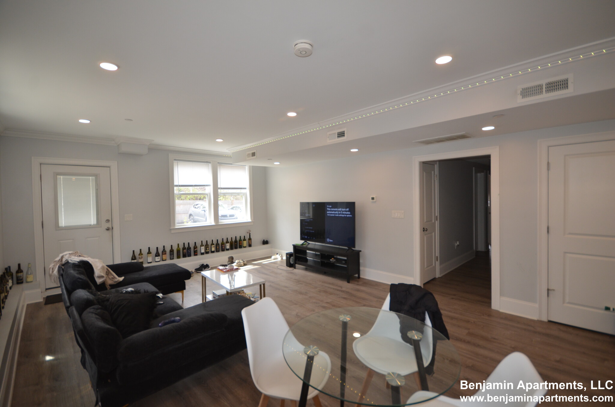 4 bed, 2 bath apartment for rent at 120 Kenrick St Unit 1F, Oak Square — photo 5 of 35