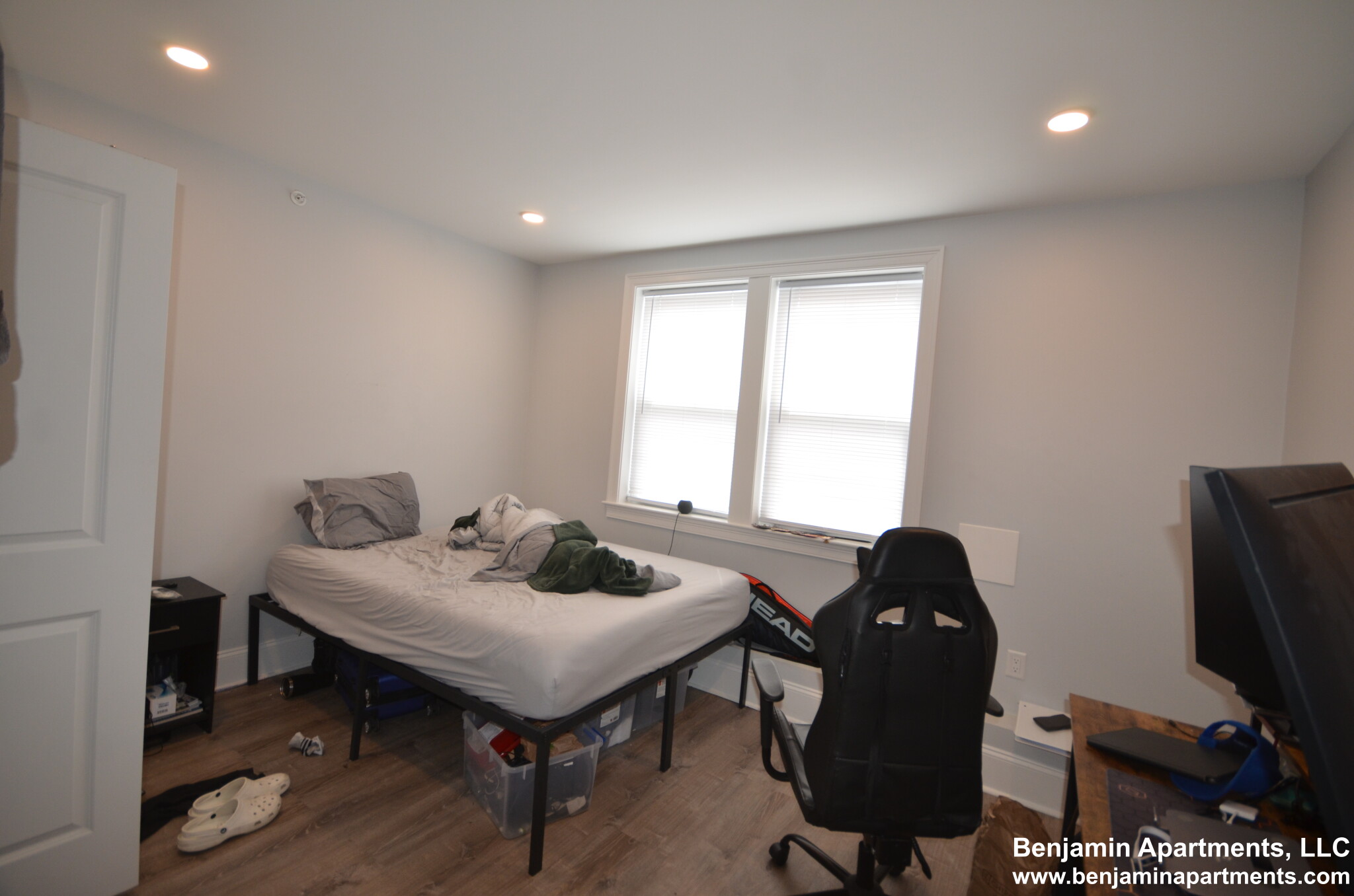 4 bed, 2 bath apartment for rent at 120 Kenrick St Unit 1F, Oak Square — photo 13 of 35