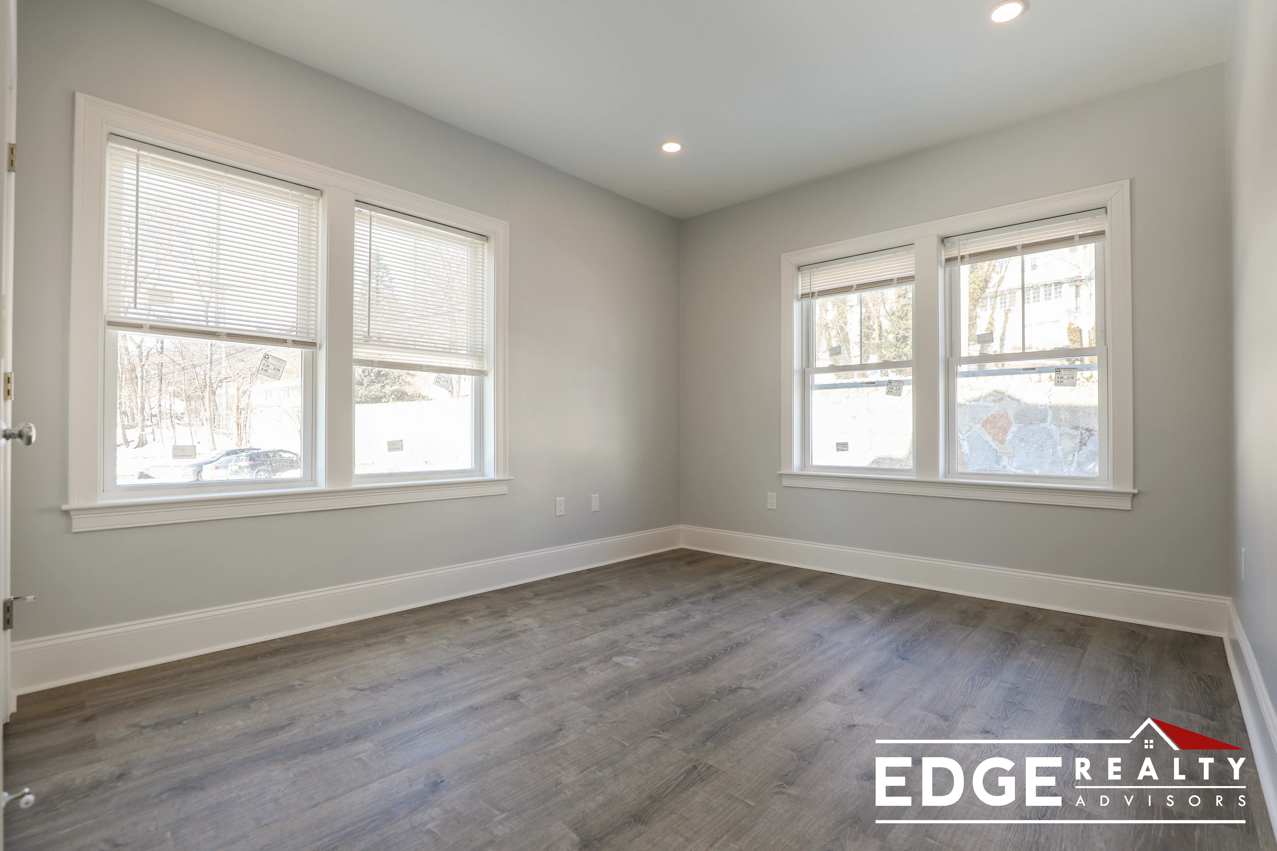 3 bed, 2 bath apartment for rent at 120 Kenrick St Unit 2, Brighton — photo 4 of 8