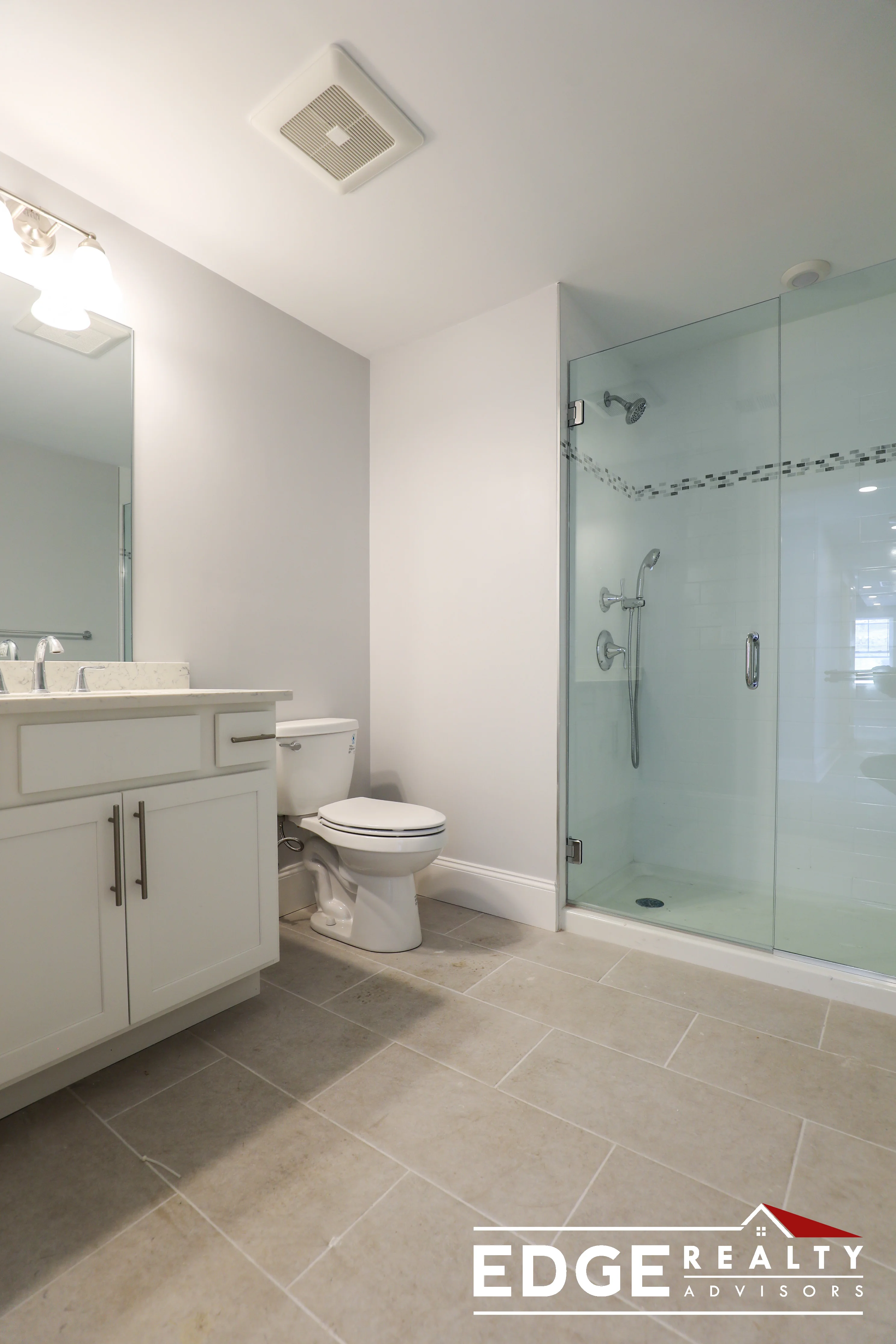 3 bed, 2 bath apartment for rent at 120 Kenrick St Unit 2, Brighton — photo 8 of 8