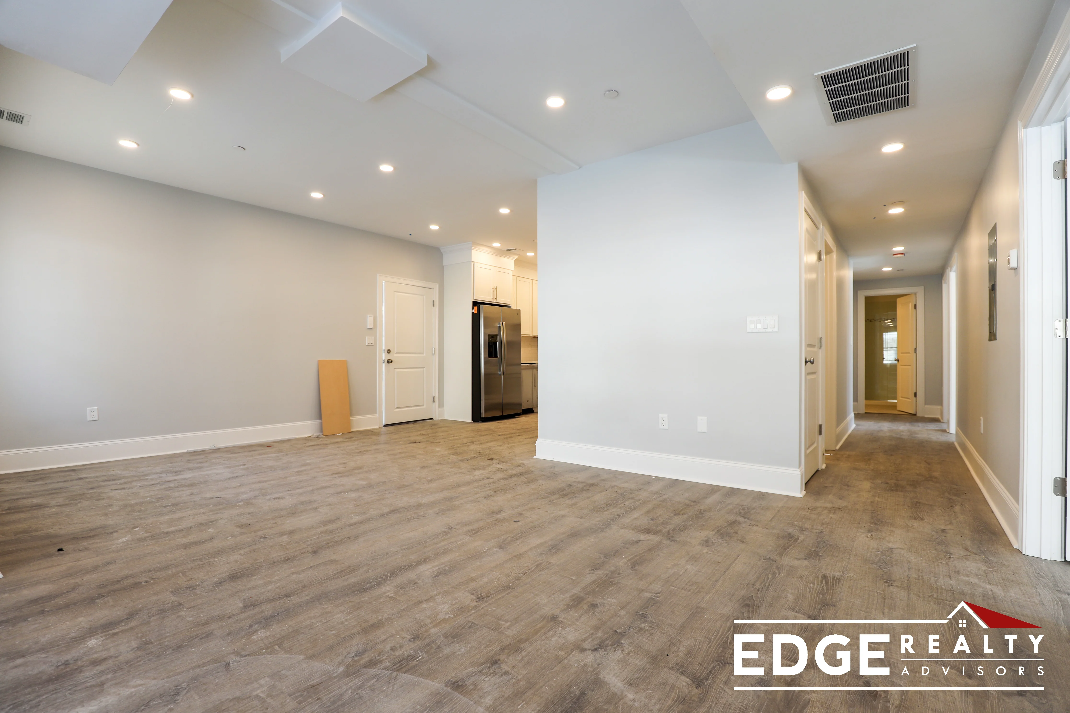 3 bed, 2 bath apartment for rent at 120 Kenrick St Unit 2, Brighton — photo 3 of 8