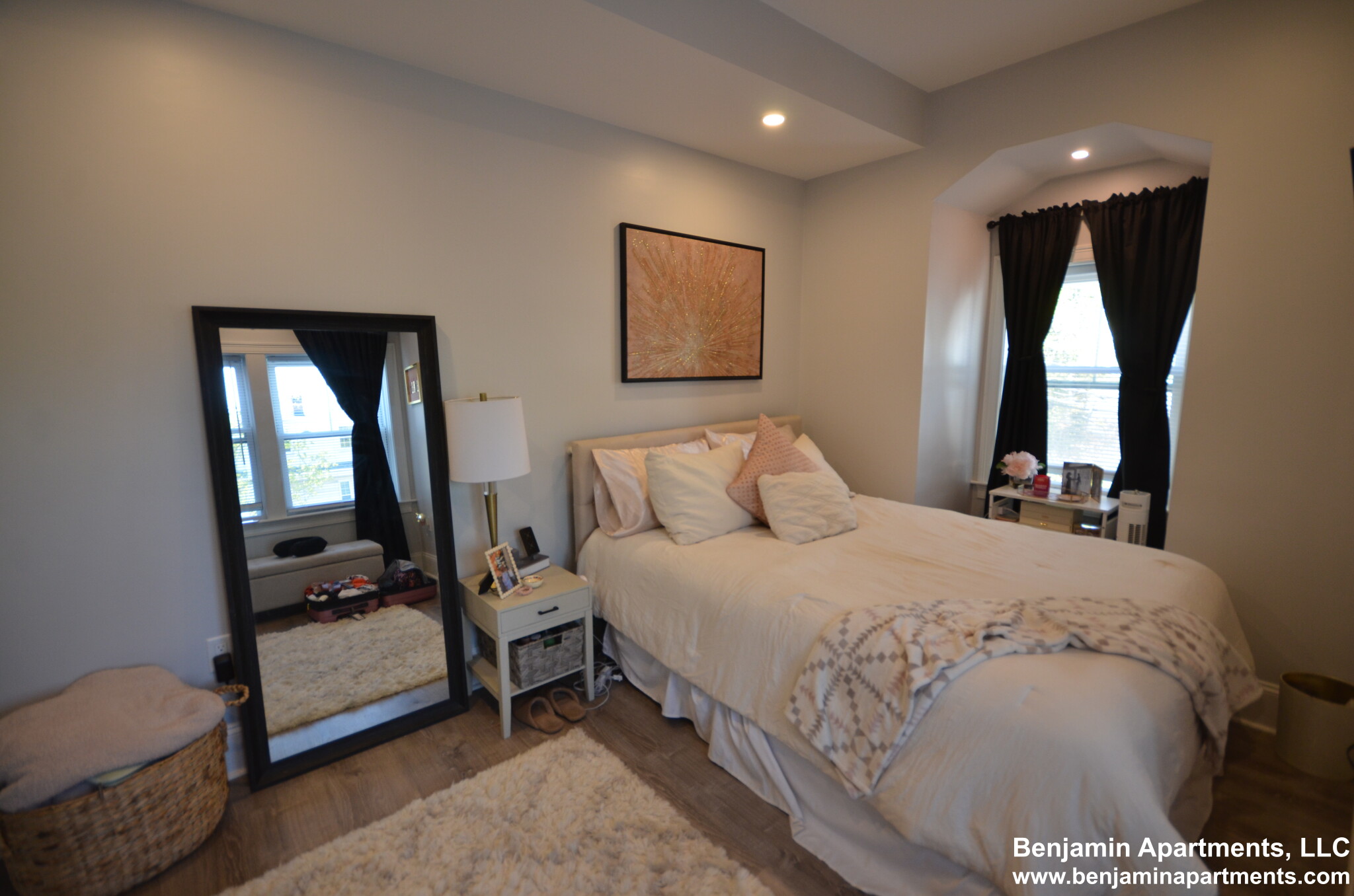 4 bed, 2 bath apartment for rent at 120 Kenrick St Unit 6D, Oak Square — photo 10 of 24