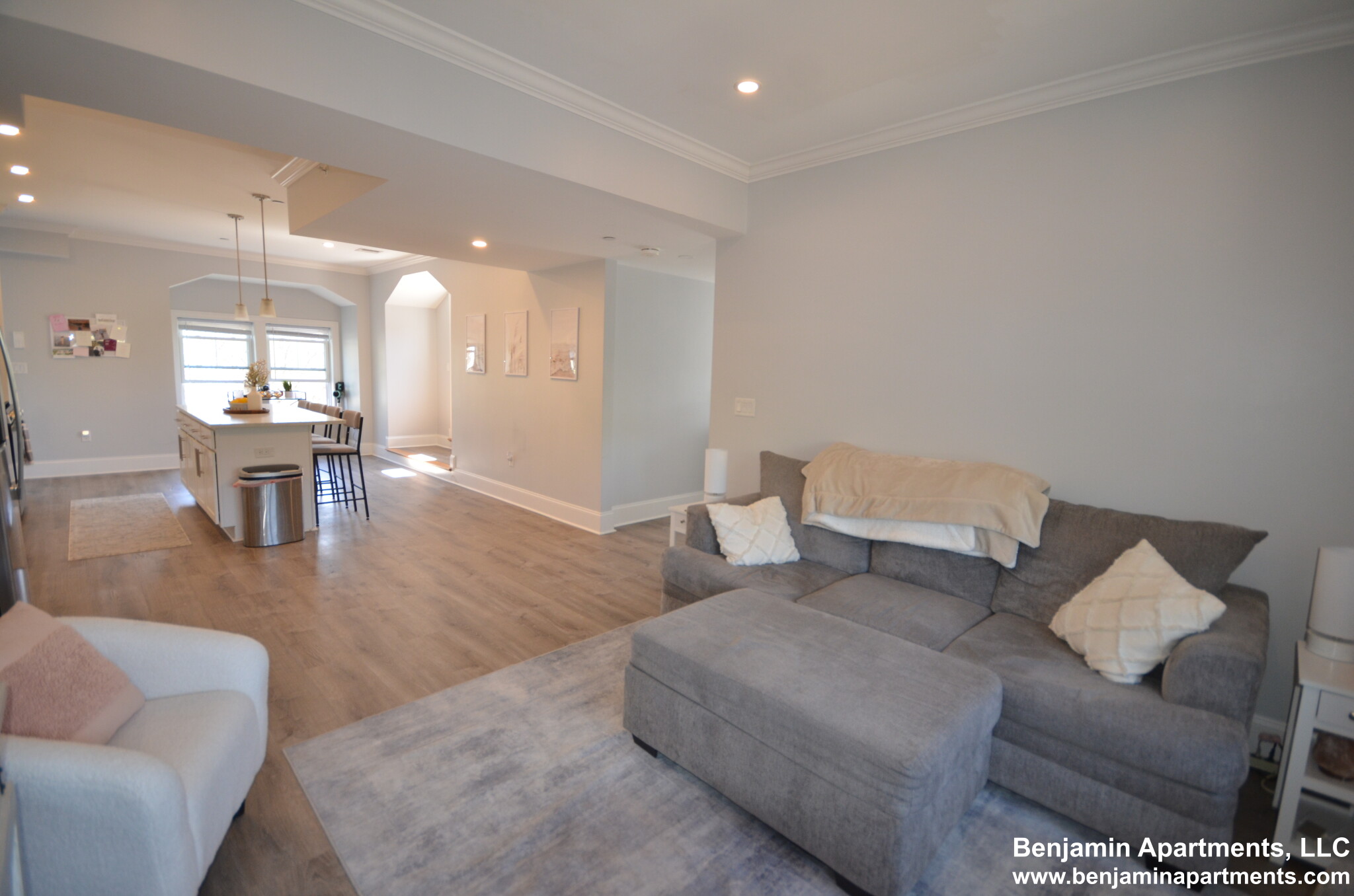 4 bed, 2 bath apartment for rent at 120 Kenrick St Unit 6D, Oak Square — photo 2 of 24