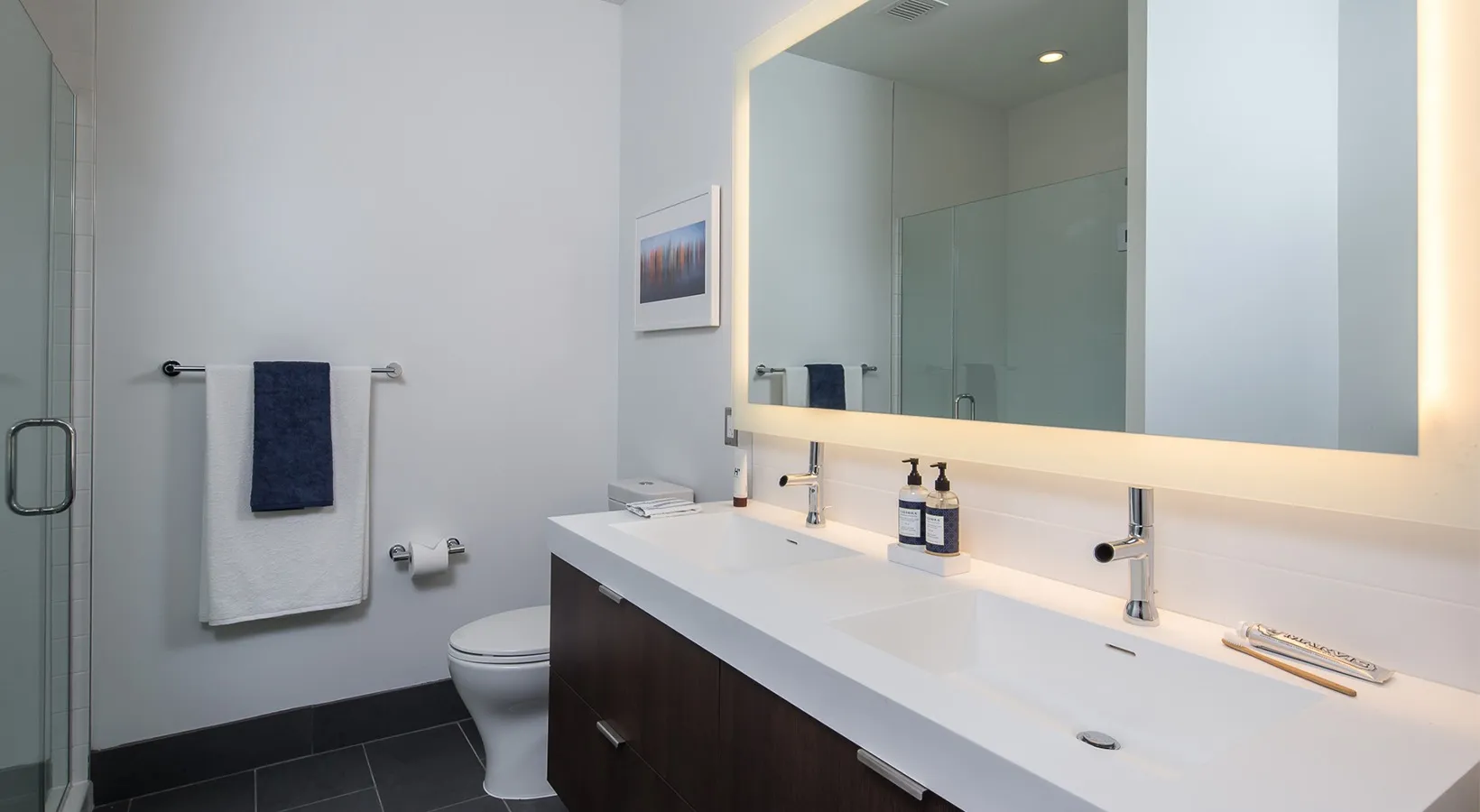 2 bed, 2 bath apartment for rent at 120 Kingston St Unit 2205, Chinatown — photo 17 of 19