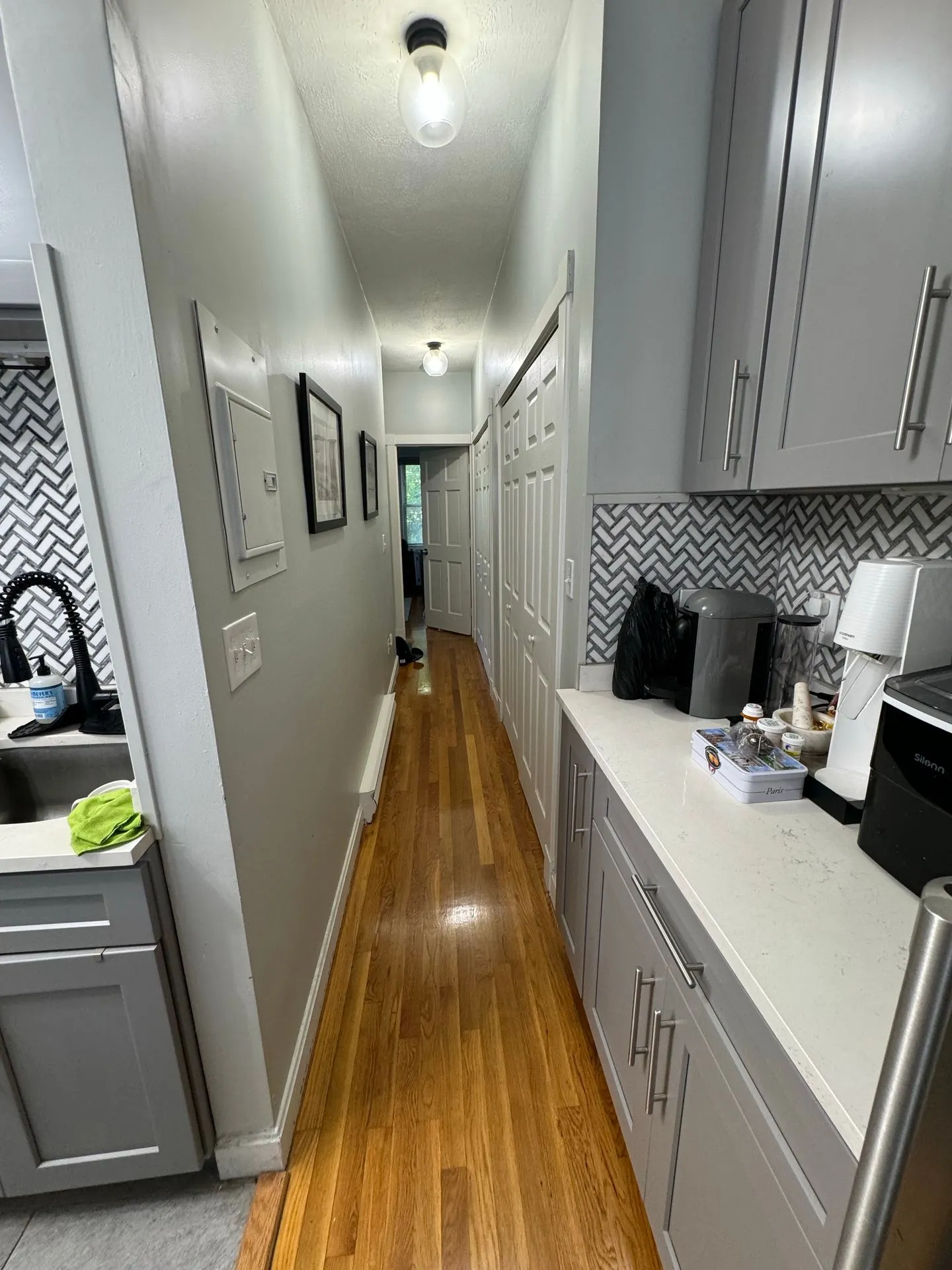 1 bed, 1 bath apartment for rent at 120 London St Unit 3, East Boston — photo 5 of 10