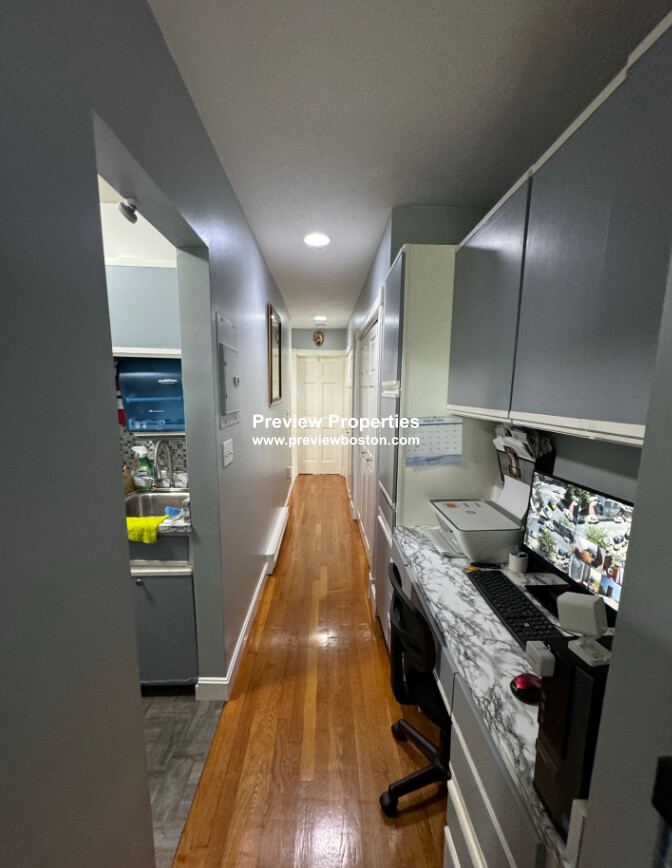 1 bed, 1 bath apartment for rent at 120 London St Unit 4P, East Boston — photo 8 of 11