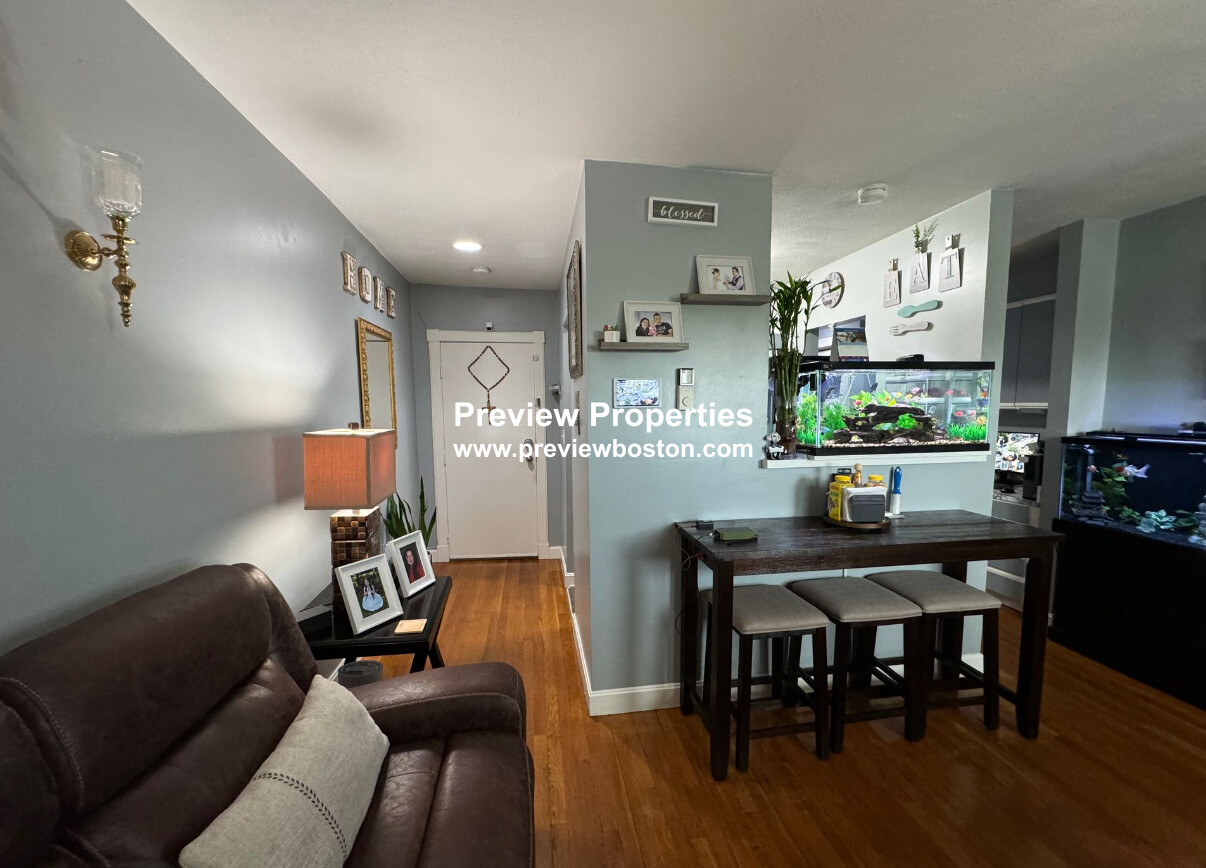 1 bed, 1 bath apartment for rent at 120 London St Unit 4P, East Boston — photo 5 of 11