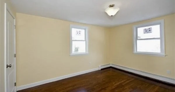 3 bed, 1 bath apartment for rent at 120 Madison Ave Unit 120, Arlington Heights — photo 9 of 14