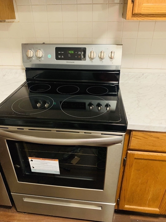 2 bed, 1 bath apartment for rent at 120 Mass Ave Unit 3, East Arlington — photo 3 of 20