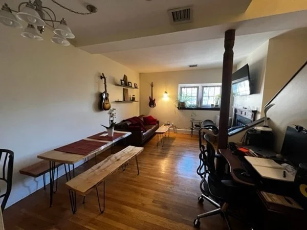 1 bed, 1 bath apartment for rent at 120 Norway St Unit 16, Fenway — photo 2 of 7