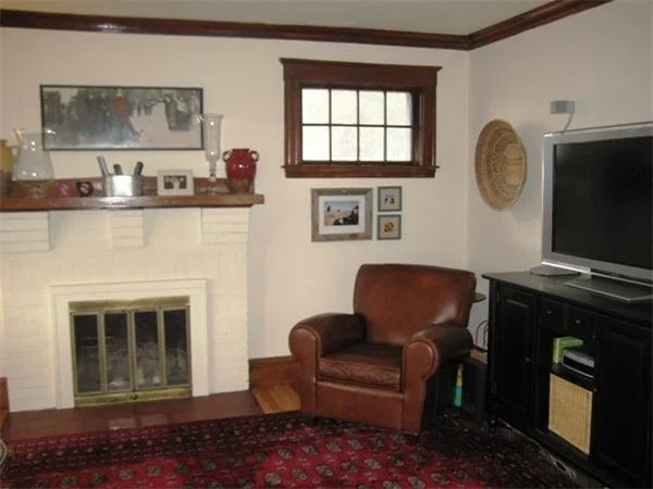 2 bed, 1 bath apartment for rent at 120 Oxford Unit 2, Newton Center — photo 6 of 8