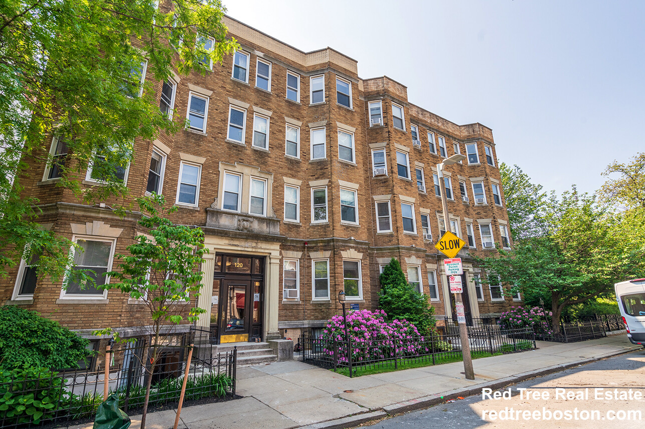 Studio bed, 1 bath apartment for rent at 120 Peterborough St Unit 15, Fenway — photo 12 of 12