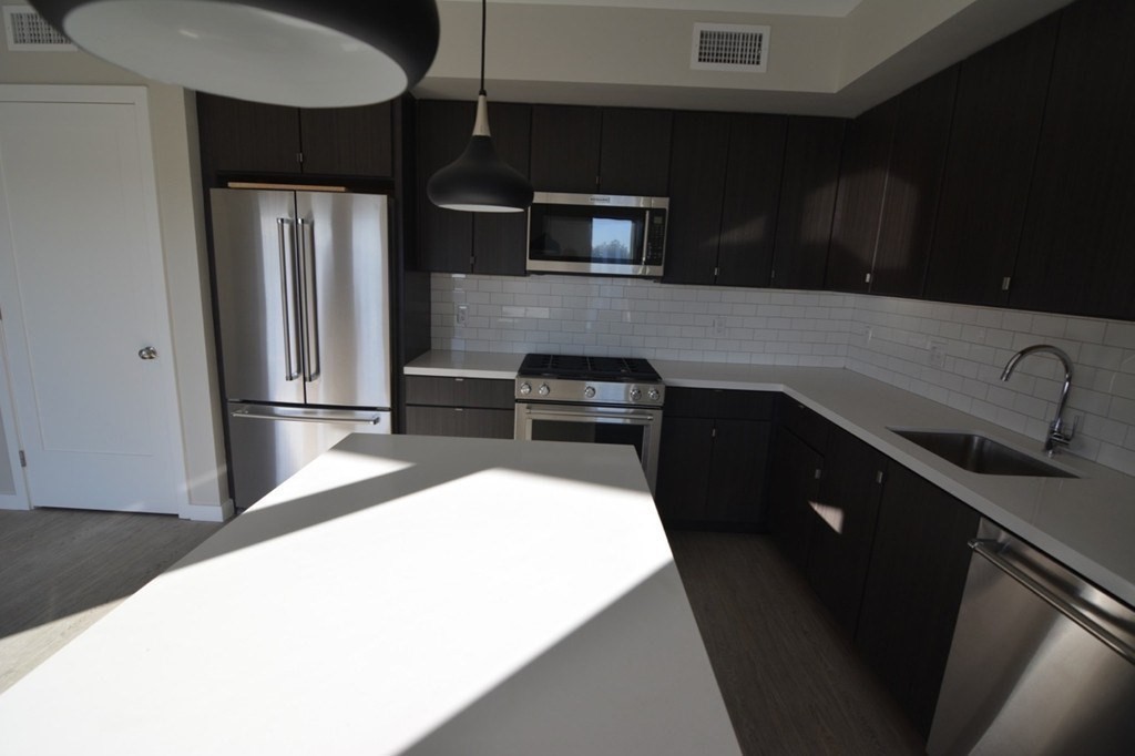 2 bed, 2 bath apartment for rent at 120 Savin Hill Ave Unit 201, Dorchester — photo 7 of 32