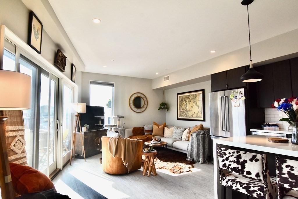 2 bed, 2 bath apartment for rent at 120 Savin Hill Ave Unit 202, Dorchester — photo 8 of 41
