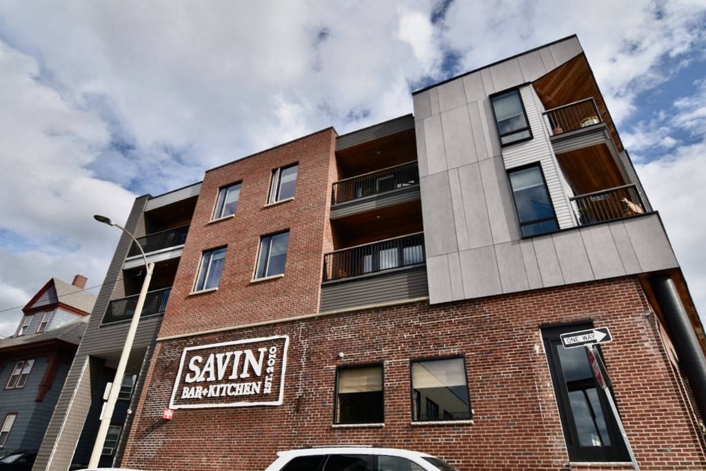 2 bed, 1 bath apartment for rent at 120 Savin Hill Ave Unit 303, Dorchester — photo 35 of 41