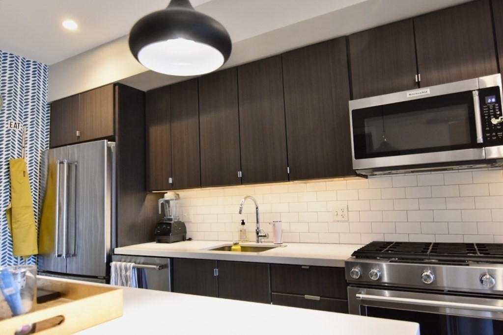 2 bed, 1 bath apartment for rent at 120 Savin Hill Ave Unit 303, Dorchester — photo 23 of 41