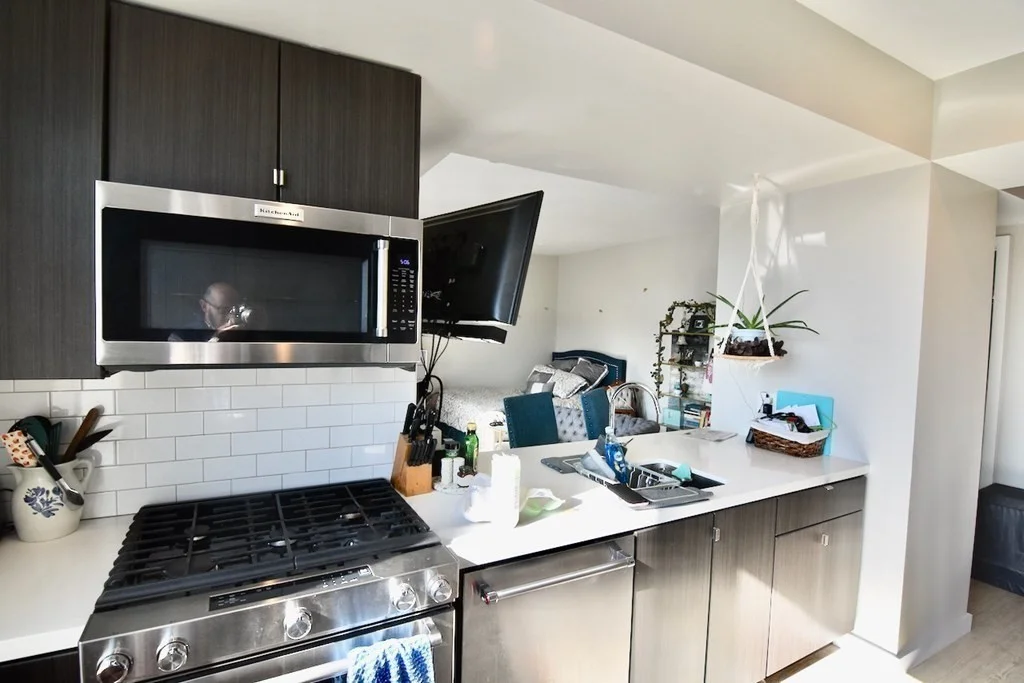 Studio bed, 1 bath apartment for rent at 120 Savin Hill Ave Unit 304, Dorchester — photo 13 of 36