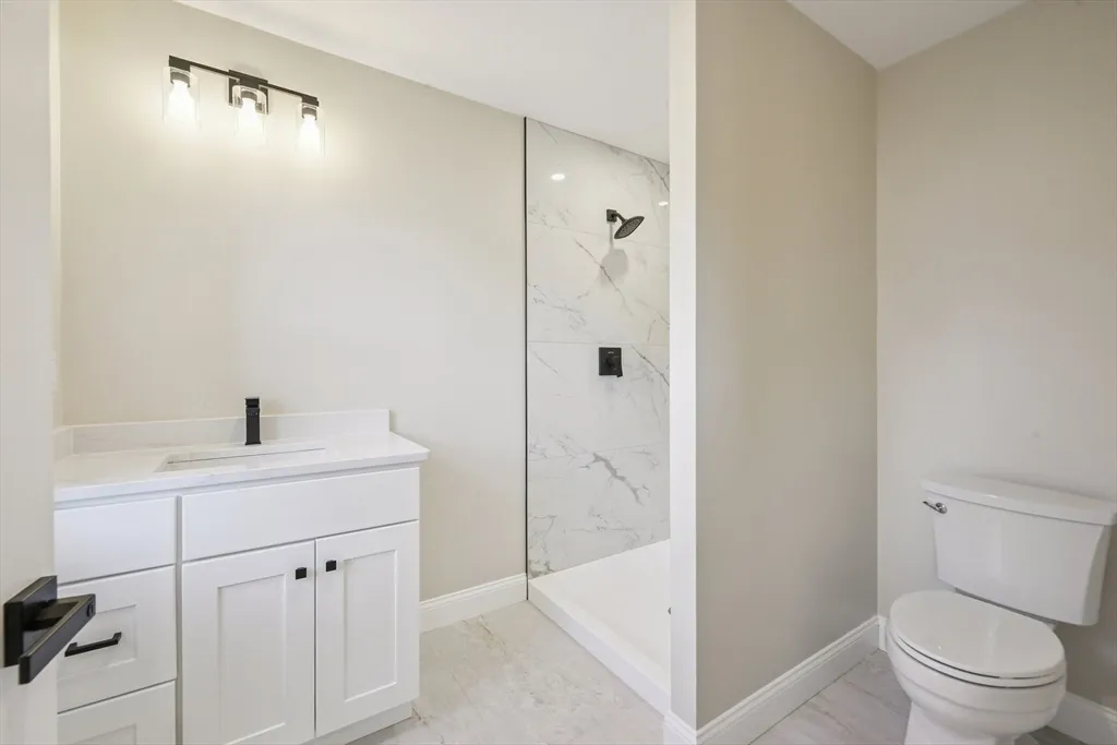 3 bed, 2 bath apartment for rent at 120 Stowe St Unit 120, Fall River — photo 15 of 21