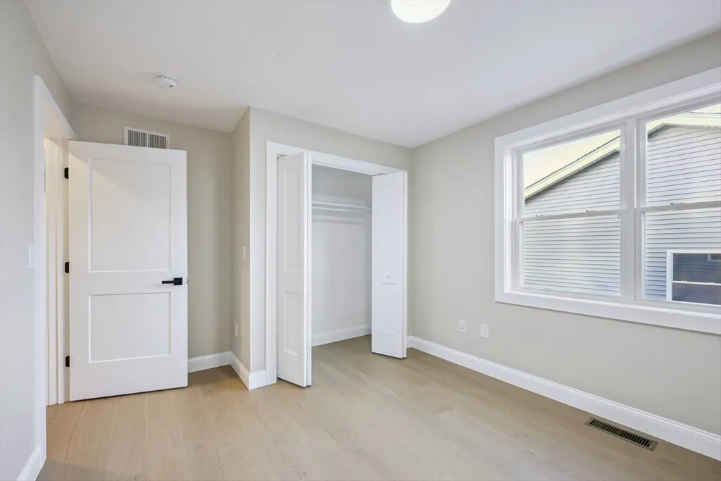 3 bed, 2 bath apartment for rent at 120 Stowe St Unit 120, Fall River — photo 14 of 21