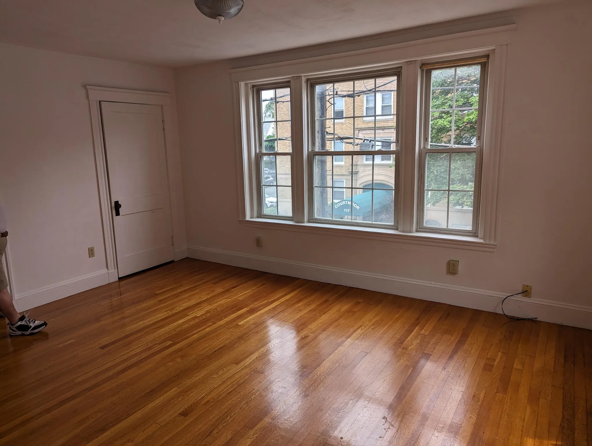 1 bed, 1 bath apartment for rent at 120 Summer St Unit 1, Malden — photo 3 of 23