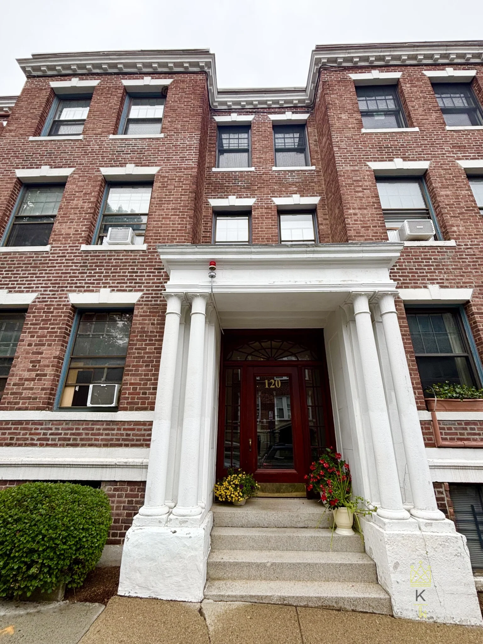 2 bed, 1 bath apartment for rent at 120 Sutherland Rd Unit 11, Brighton — photo 11 of 12