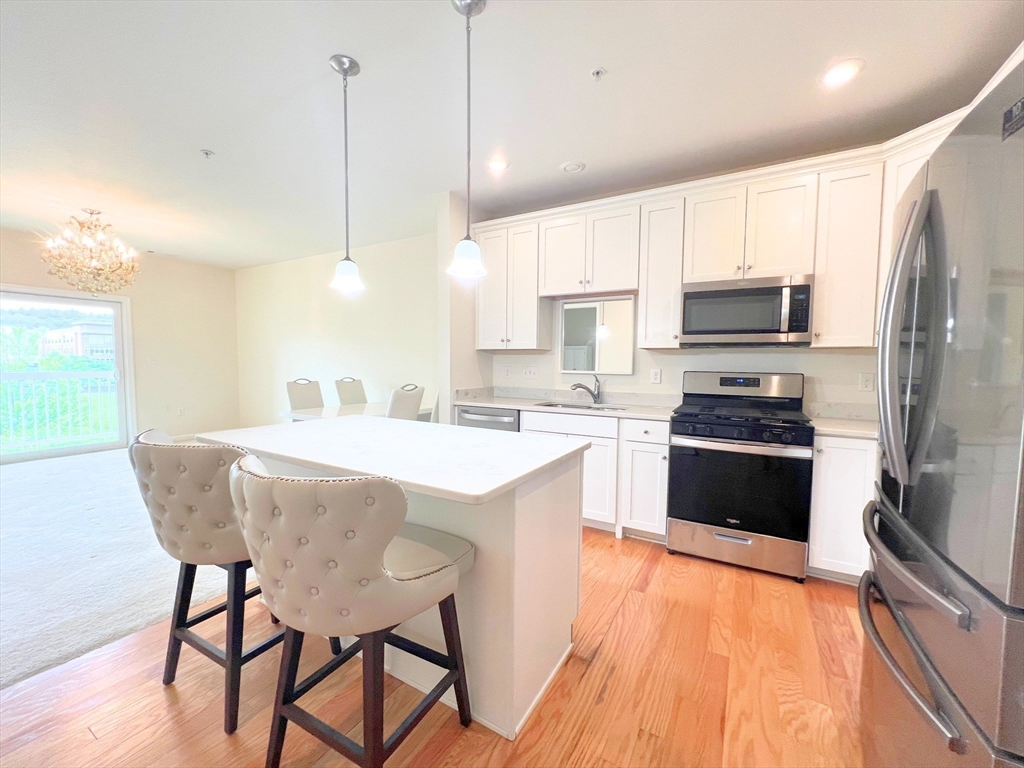 1 bed, 1 bath apartment for rent at 120 University Ave Unit 2209, Westwood — photo 4 of 22