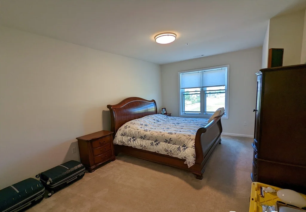 2 bed, 1 bath apartment for rent at 120 University Ave Unit 2212, Westwood — photo 4 of 7