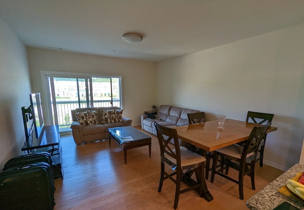 2 bed, 1 bath apartment for rent at 120 University Ave Unit 2212, Westwood — photo 2 of 7
