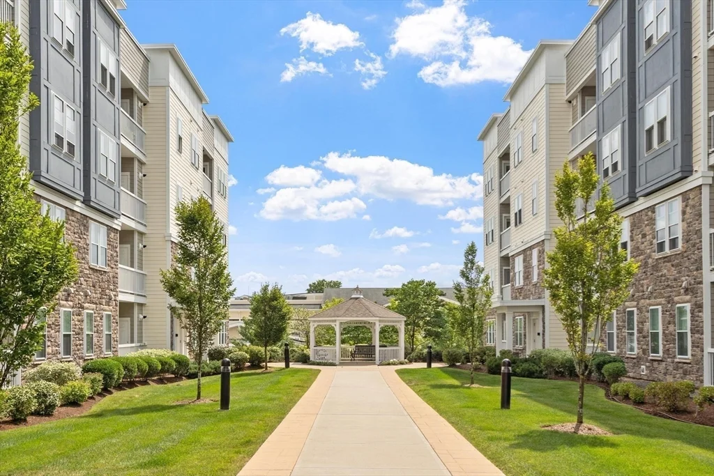 2 bed, 2 bath apartment for rent at 120 University Ave Unit 2307, Westwood — photo 3 of 16