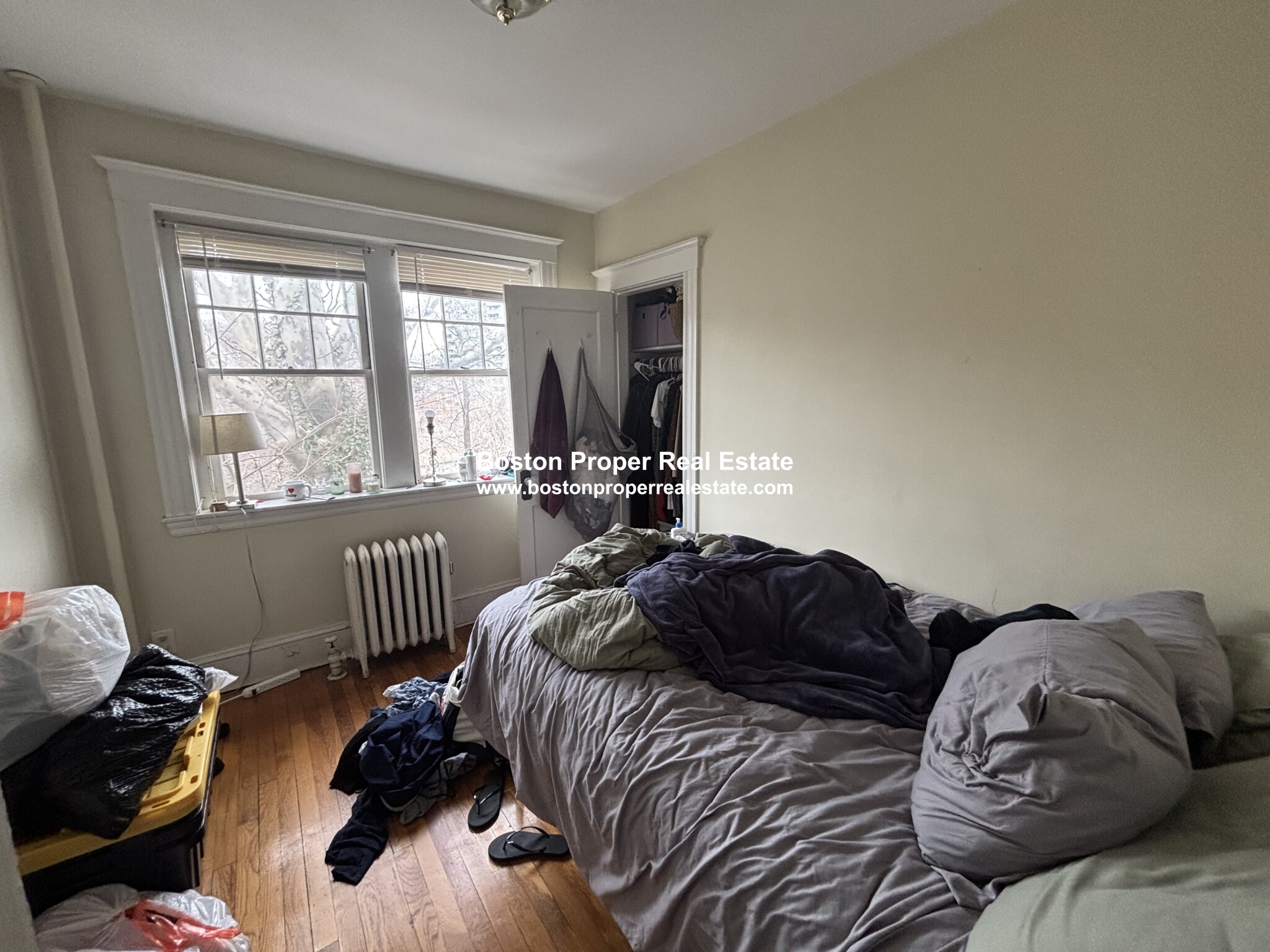 4 bed, 1 bath apartment for rent at 120 University Rd Unit 201, Aspinwall Hill — photo 6 of 10